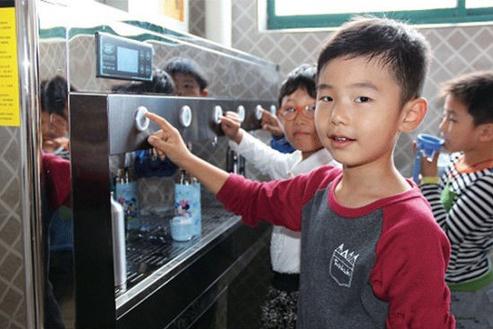 校園飲水處發展初期 校園開水器設備行業市場潛力大 校園飲水處發展初期 校園開水器設備行業市場潛力大