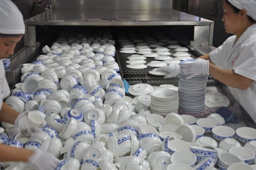 消毒餐具怎樣算合格？餐具消毒標(biāo)準(zhǔn)亟待制定