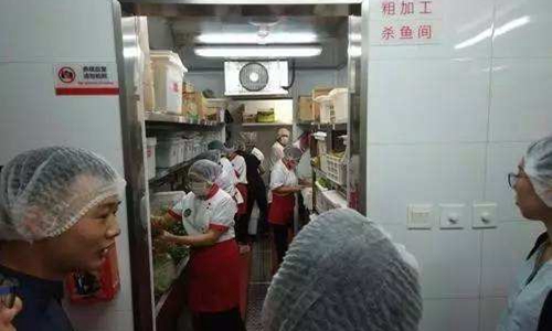 海底撈后廚危機 餐飲設備企業要把好產品質量關 海底撈后廚危機 餐飲設備企業要把好產品質量關