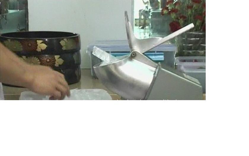 制冰機 商用子彈圓形冰 奶茶設(shè)備家用休閑冷飲 制冰機 外貿(mào)