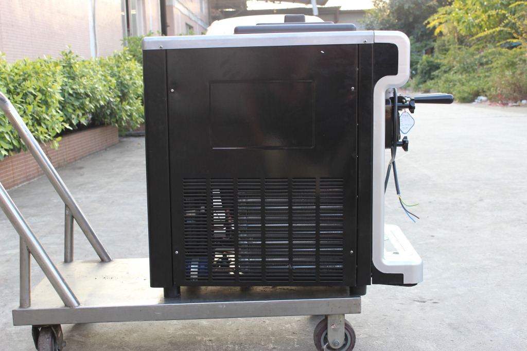 現(xiàn)貨供應東貝商用臺式冰淇淋機三頭甜筒雪糕機 冰激凌機廠家直銷