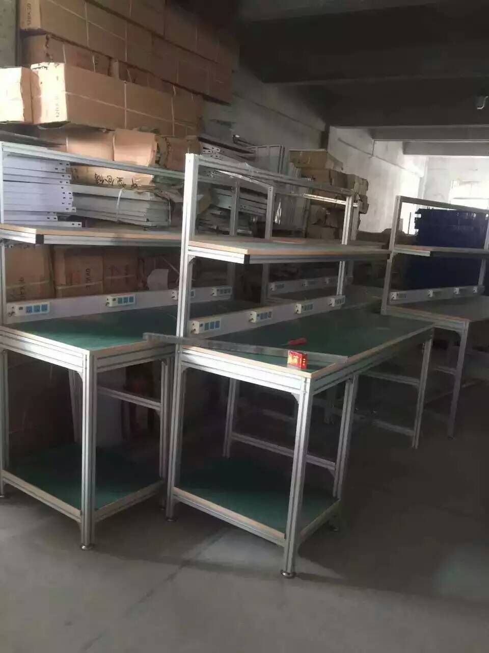 雙層帶抽屜工作臺(tái)