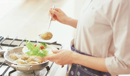 集成灶十大品牌  潮邦環(huán)保灶熱銷(xiāo)的秘密