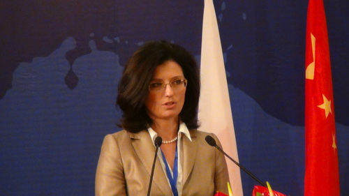 波蘭經(jīng)濟部副部長Ilona Antoniszyn-klik女士出席中波經(jīng)濟論壇