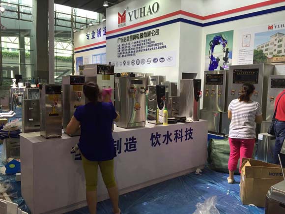 第十三屆中國(guó)(廣東)國(guó)際酒店用品展布展工作熱火進(jìn)行中
